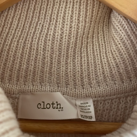 Cloth cream colored tunic sweater - Picture 7 of 9